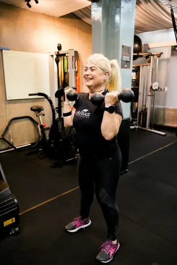 Aluna treinando no Arias Personal Studio